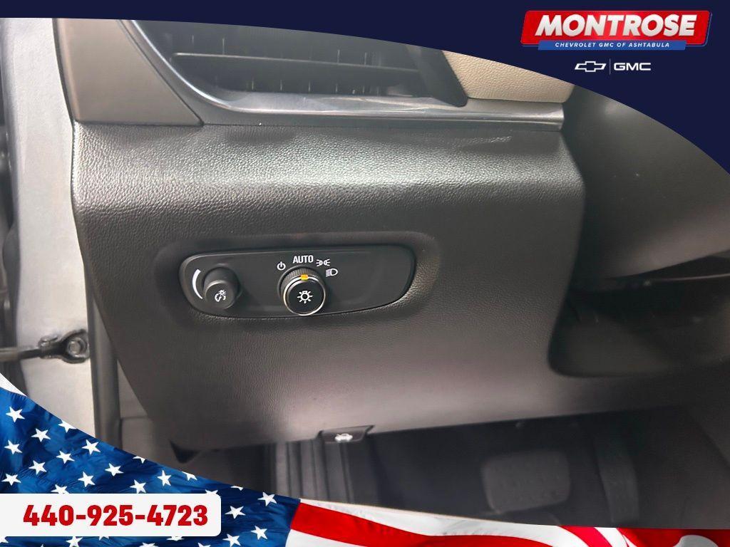 used 2023 Chevrolet Traverse car, priced at $26,499