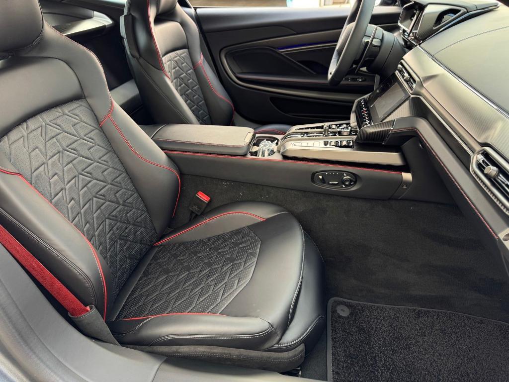 new 2025 Aston Martin Vanquish car, priced at $564,600