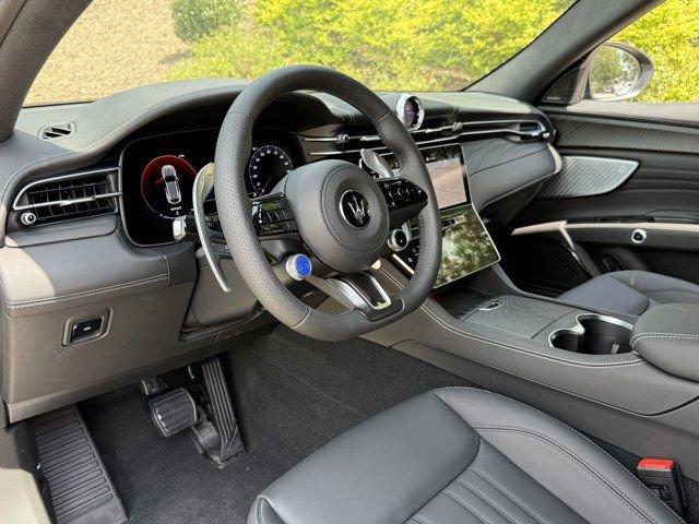 new 2025 Maserati Grecale car, priced at $75,000