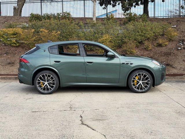 new 2026 Maserati Grecale car