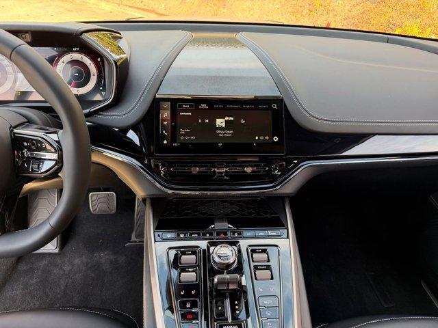 new 2026 Aston Martin DBX car, priced at $290,000