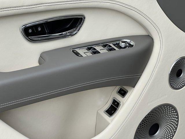 new 2024 Bentley Bentayga EWB car, priced at $265,000