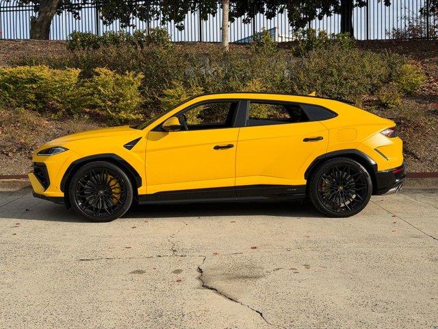 used 2025 Lamborghini Urus car, priced at $307,998