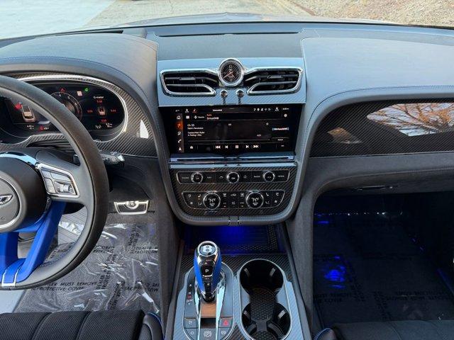 new 2025 Bentley Bentayga car