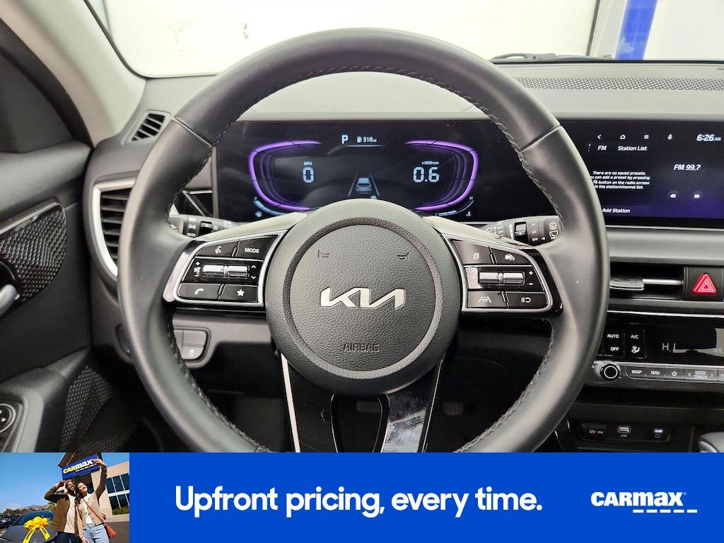 used 2025 Kia Seltos car, priced at $22,998