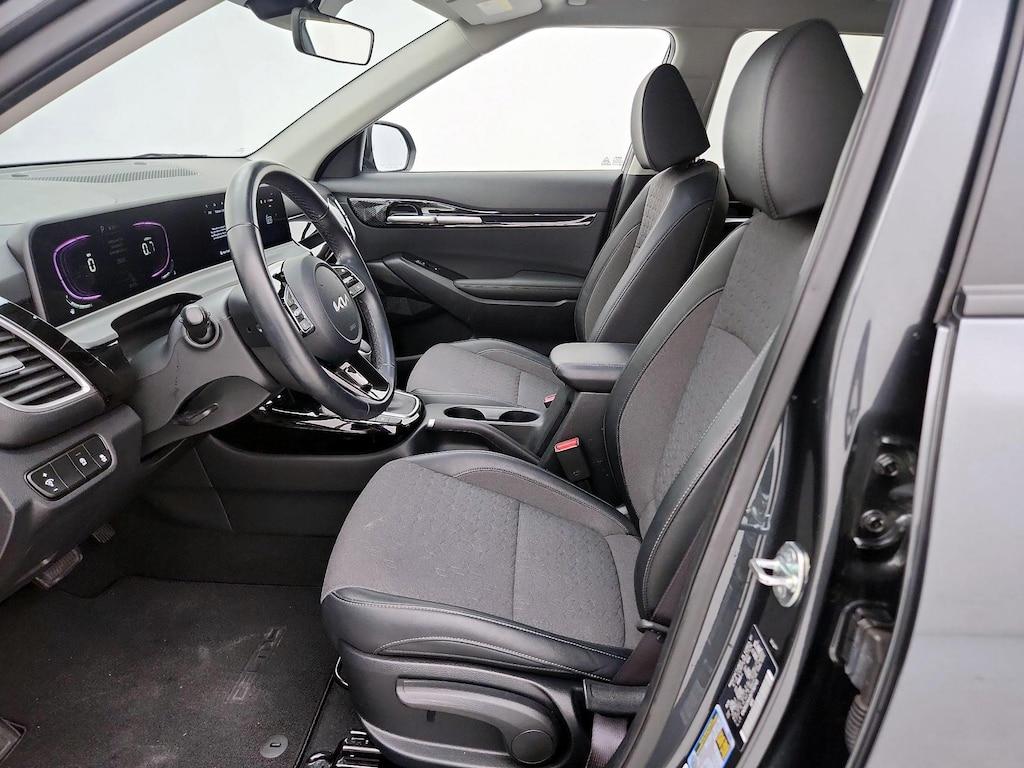 used 2025 Kia Seltos car, priced at $22,998