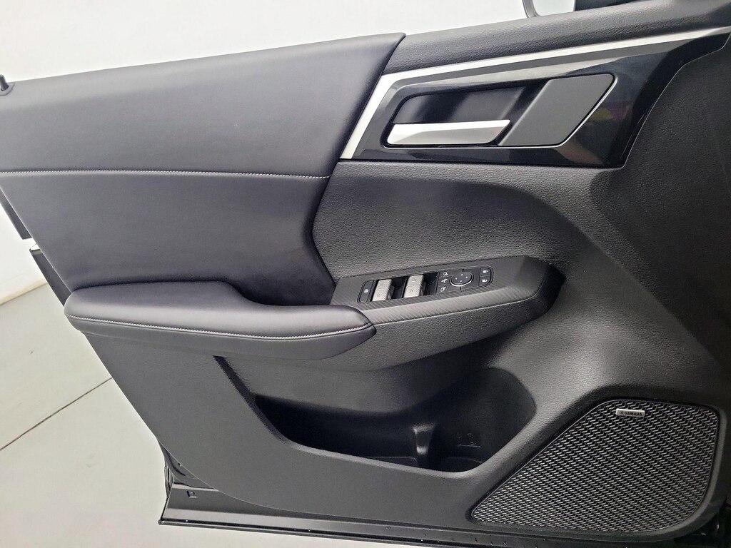 used 2025 Mitsubishi Outlander car, priced at $26,998