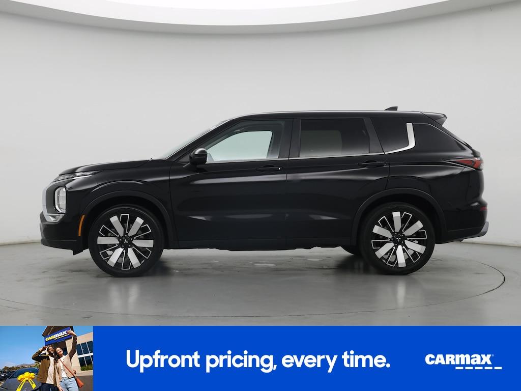 used 2025 Mitsubishi Outlander car, priced at $26,998