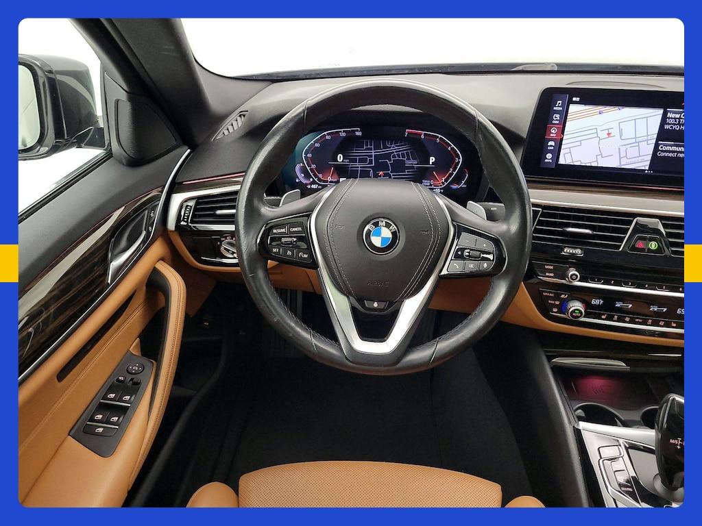 BMW 5 Series view 12