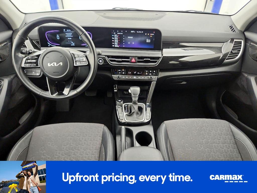 used 2025 Kia Seltos car, priced at $22,998