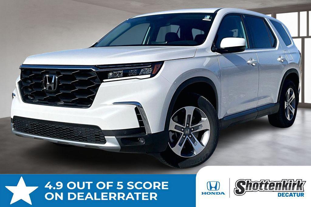 new 2025 Honda Pilot car, priced at $45,450