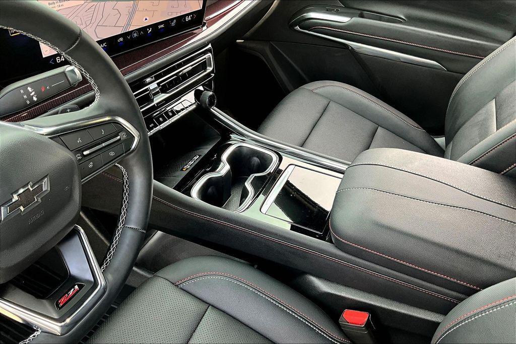 used 2026 Chevrolet Traverse car, priced at $49,196