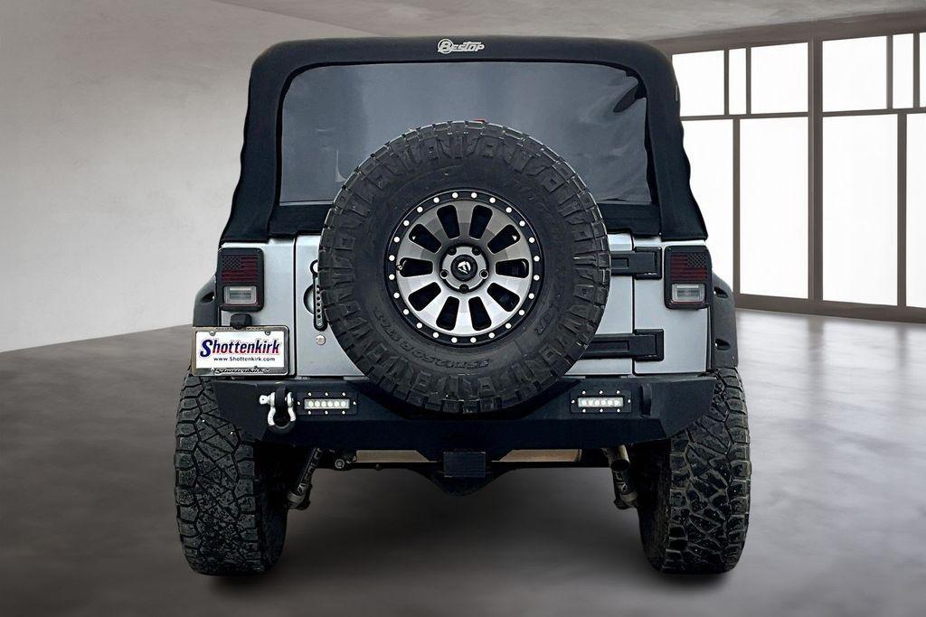 used 2016 Jeep Wrangler Unlimited car, priced at $22,693