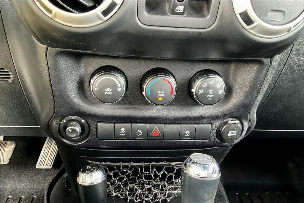 used 2016 Jeep Wrangler Unlimited car, priced at $22,693