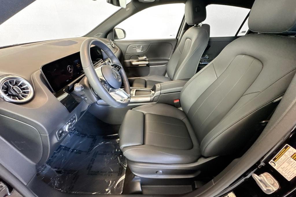 used 2026 Mercedes-Benz GLA 250 car, priced at $41,992