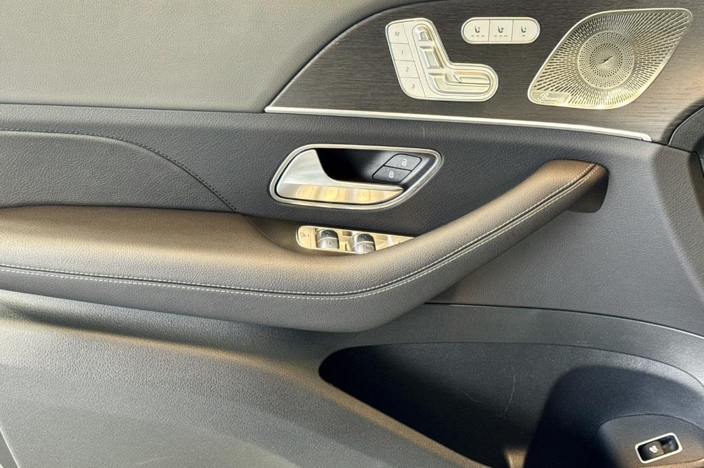 used 2025 Mercedes-Benz GLS 450 car, priced at $81,994