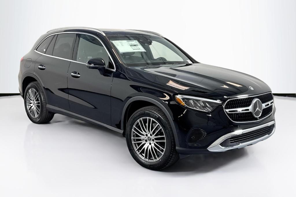 new 2026 Mercedes-Benz GLC 300 car, priced at $60,285