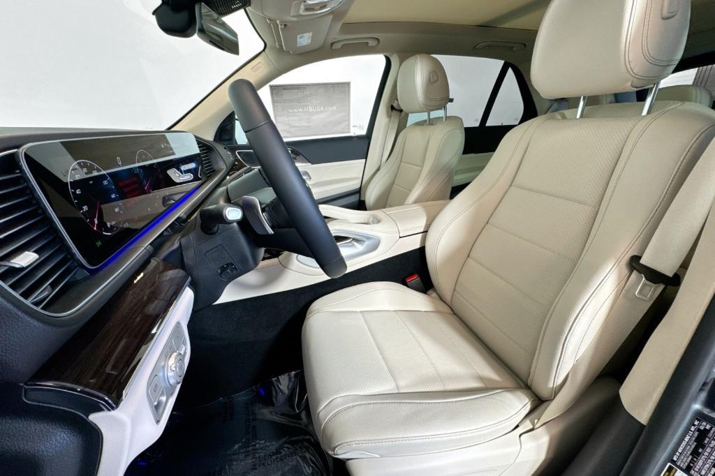 new 2026 Mercedes-Benz GLE 450 car, priced at $74,805