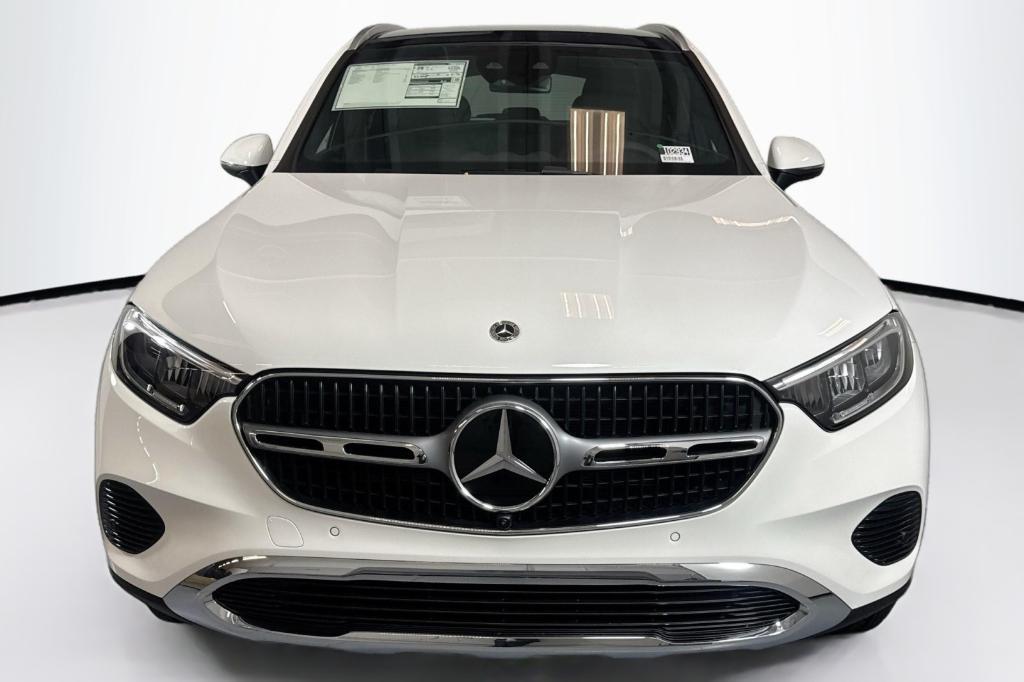 new 2026 Mercedes-Benz GLC 300 car, priced at $59,555