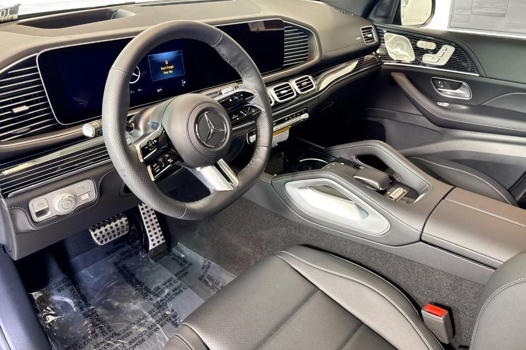 new 2026 Mercedes-Benz GLS 450 car, priced at $104,755