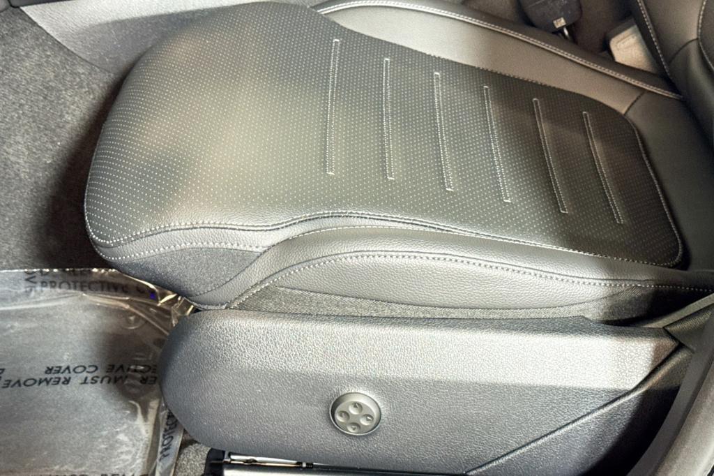 new 2026 Mercedes-Benz GLC 300 car, priced at $60,765