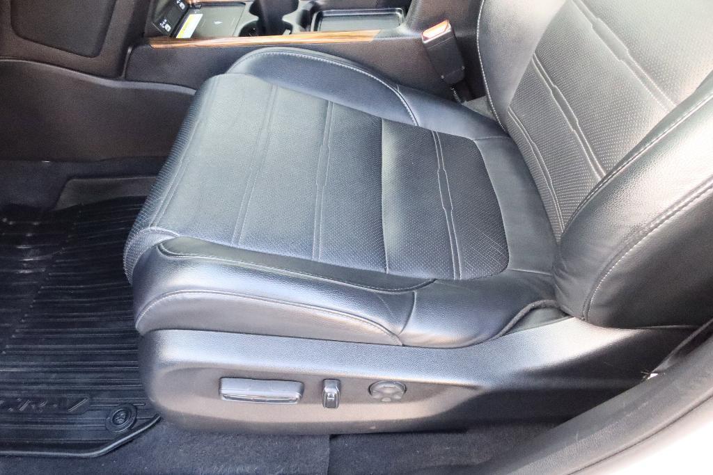 used 2022 Honda CR-V Hybrid car, priced at $31,482