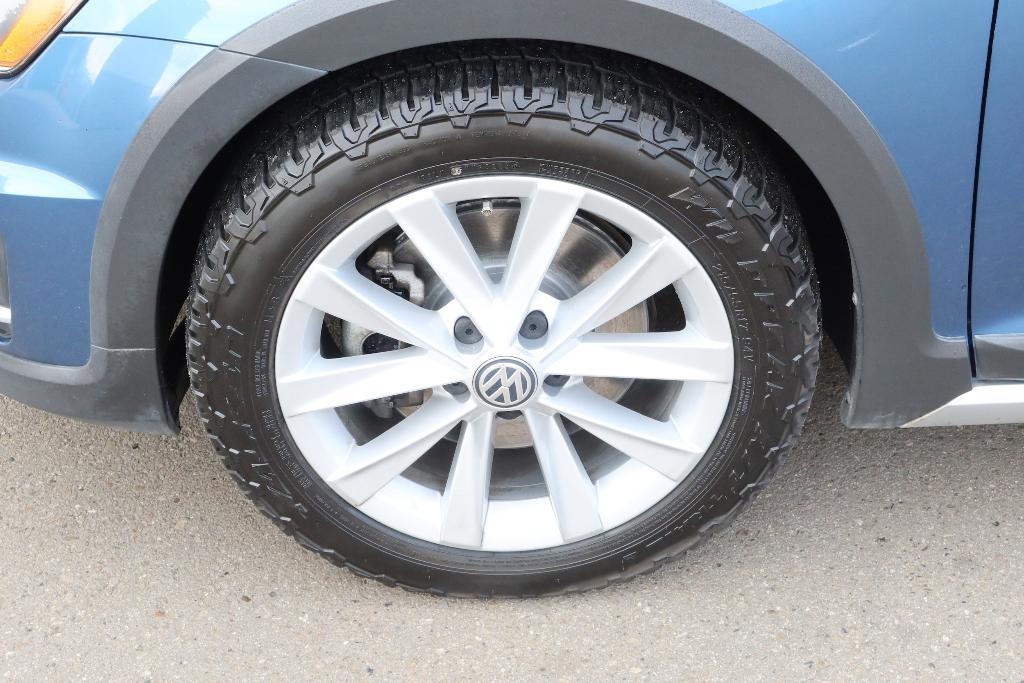 used 2017 Volkswagen Golf Alltrack car, priced at $15,349