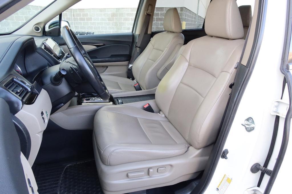 used 2019 Honda Pilot car, priced at $22,888