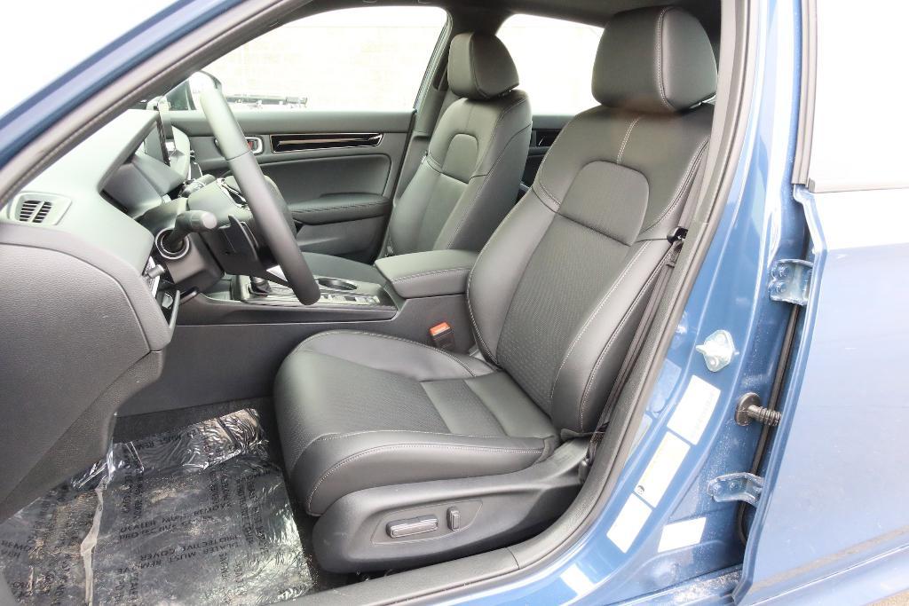 new 2026 Honda Civic Hybrid car, priced at $33,116