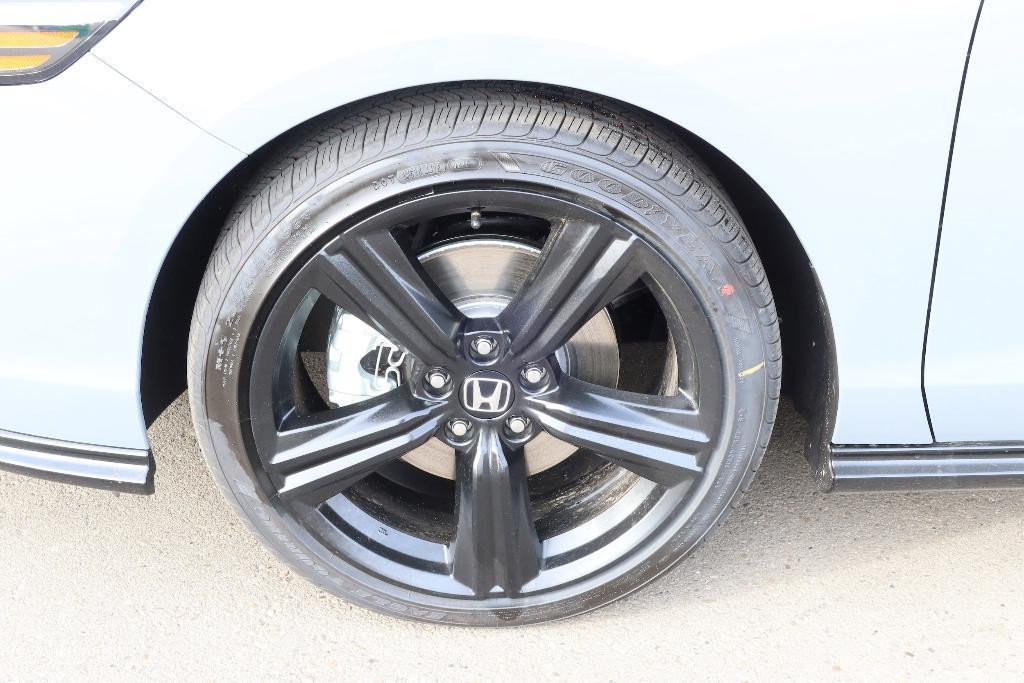 new 2026 Honda Accord Hybrid car, priced at $37,594