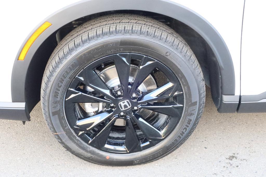 new 2026 Honda CR-V Hybrid car, priced at $44,455