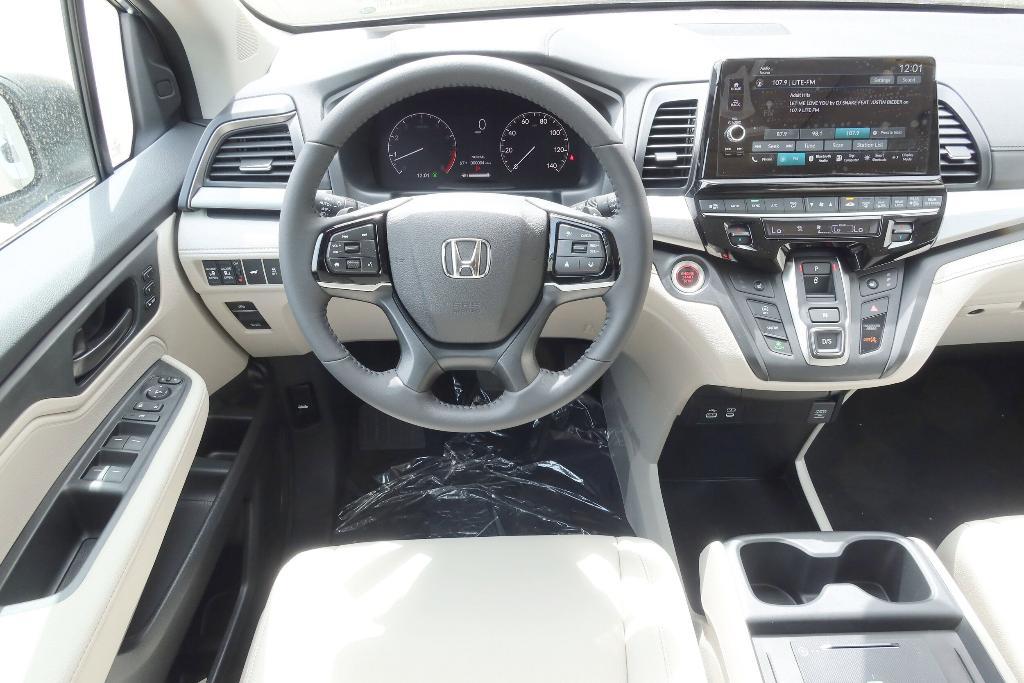 new 2026 Honda Odyssey car, priced at $46,134
