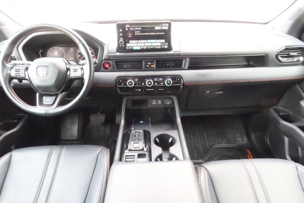 used 2024 Honda Pilot car, priced at $43,878