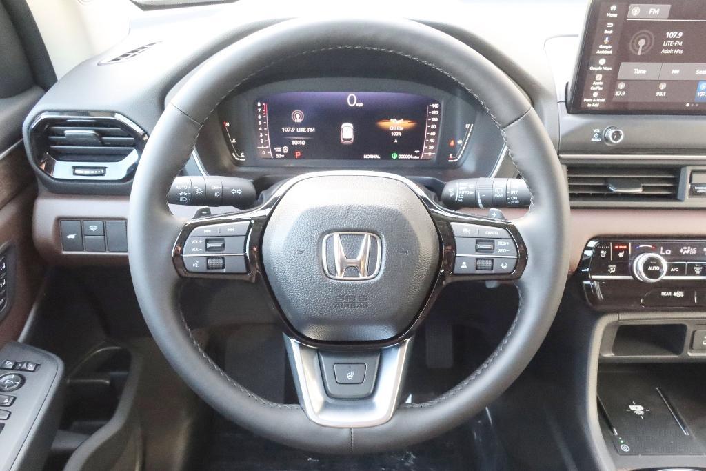 new 2026 Honda Pilot car, priced at $55,445