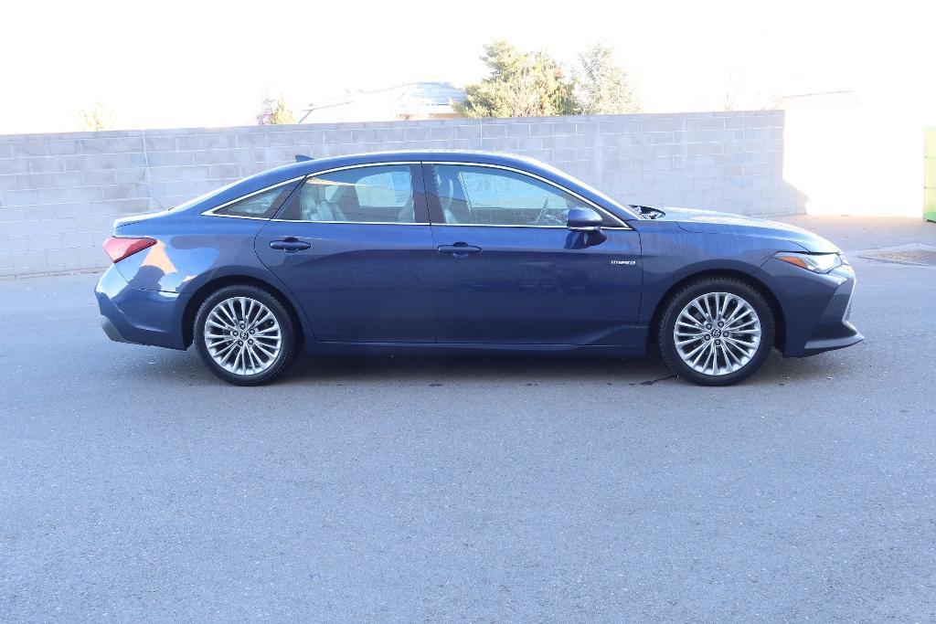 used 2020 Toyota Avalon Hybrid car, priced at $20,998