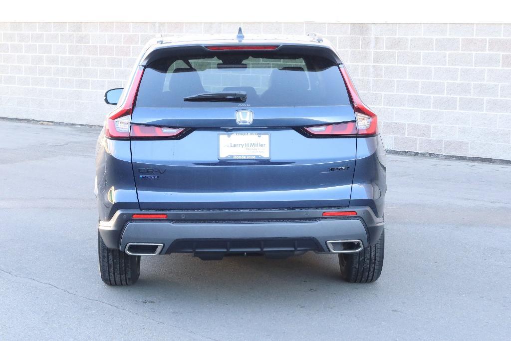 new 2026 Honda CR-V Hybrid car, priced at $41,675