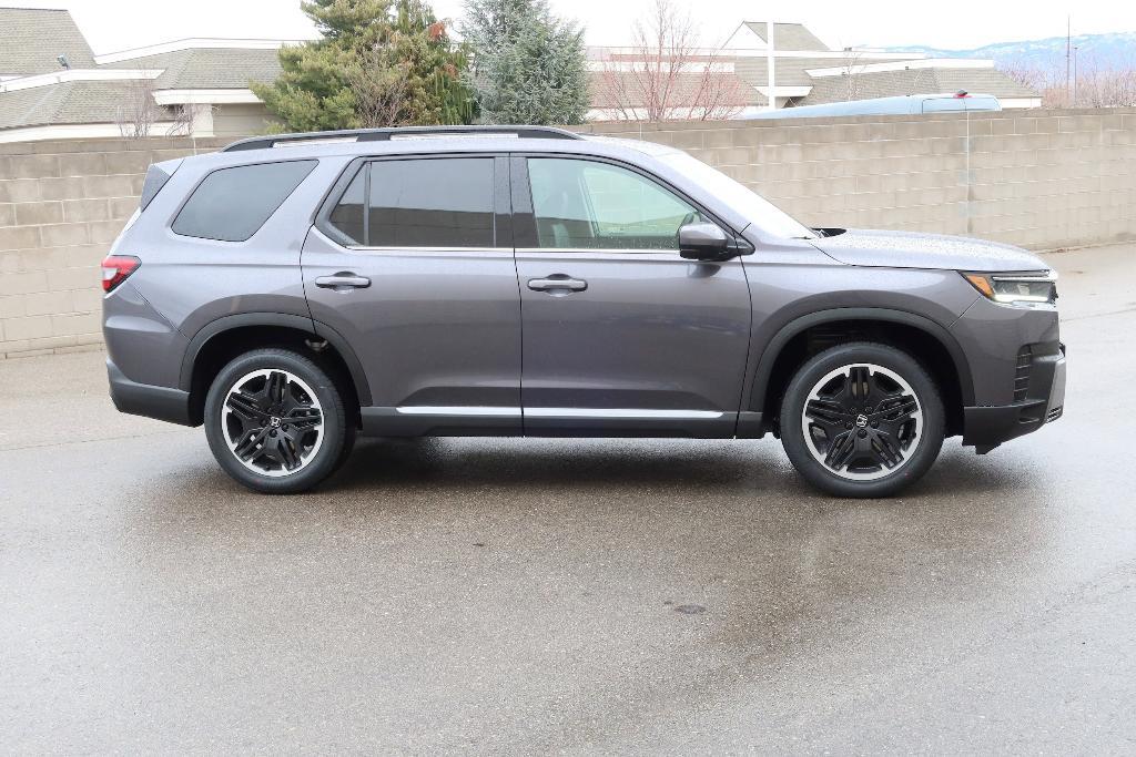 new 2026 Honda Pilot car, priced at $54,239