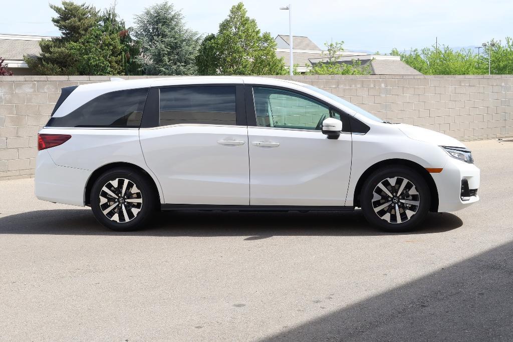 new 2026 Honda Odyssey car, priced at $44,167