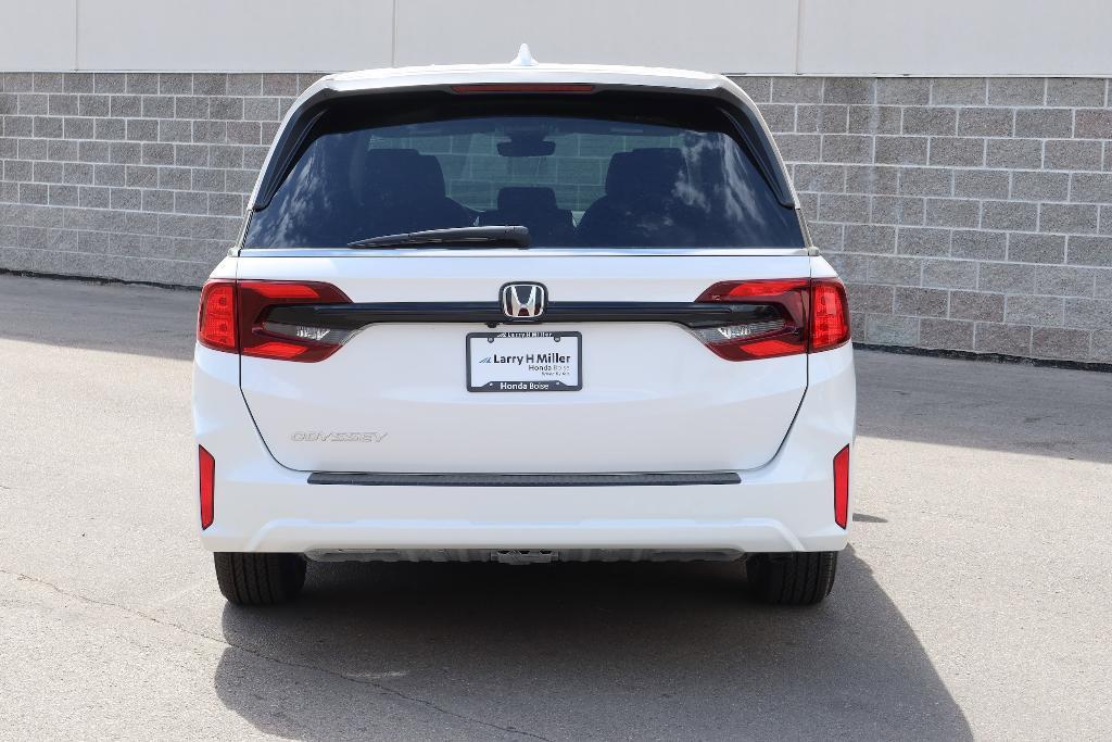 new 2026 Honda Odyssey car, priced at $45,194