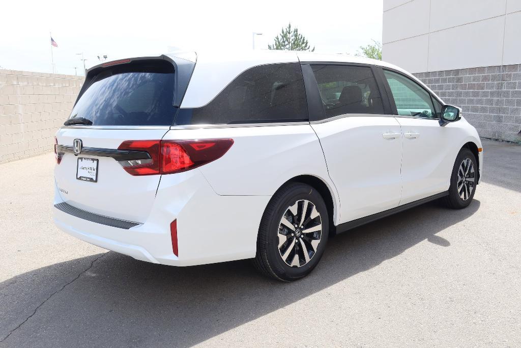 new 2026 Honda Odyssey car, priced at $45,194