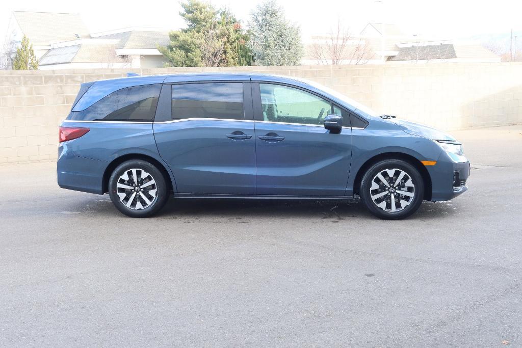 new 2026 Honda Odyssey car, priced at $44,290