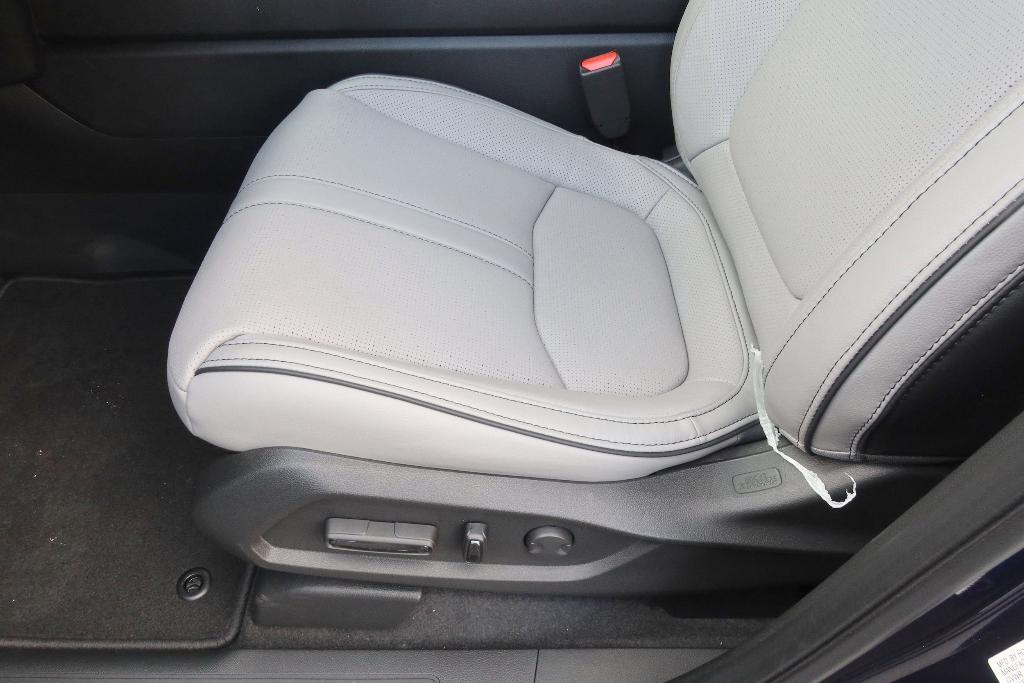 new 2025 Honda Pilot car, priced at $54,575