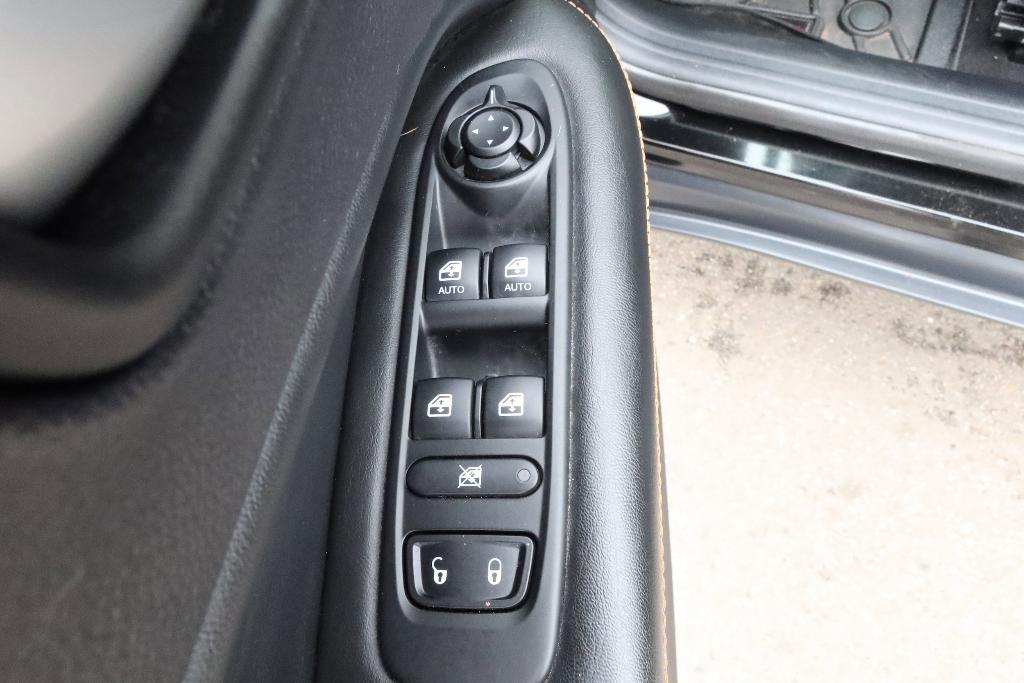 used 2018 Jeep Compass car, priced at $17,493