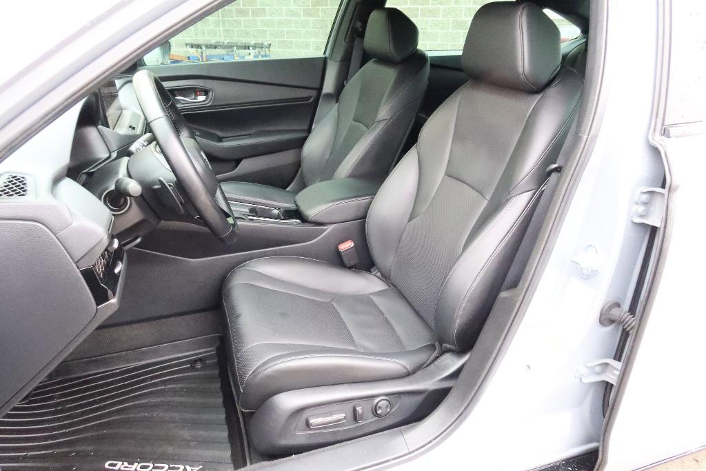 used 2025 Honda Accord Hybrid car, priced at $33,626