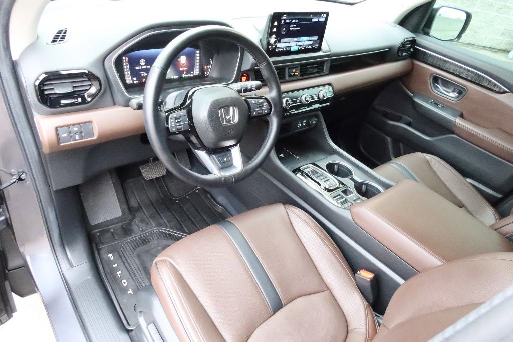 used 2024 Honda Pilot car, priced at $49,998