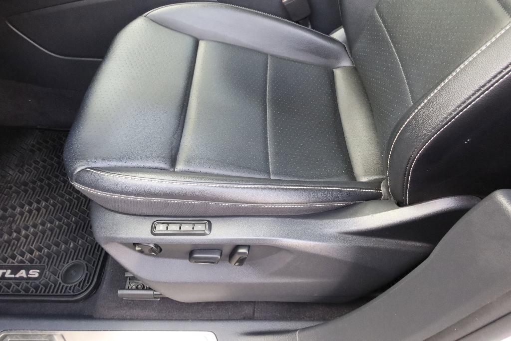 used 2022 Volkswagen Atlas car, priced at $26,396