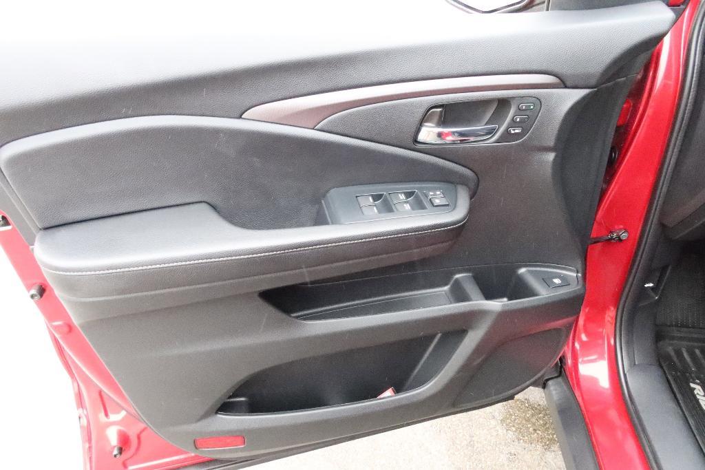 used 2023 Honda Ridgeline car, priced at $32,888