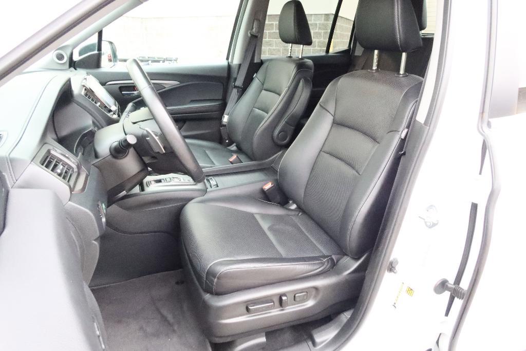 used 2022 Honda Ridgeline car, priced at $32,998