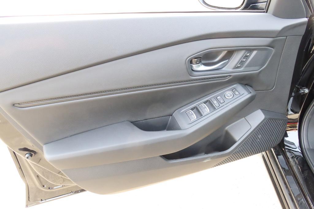 new 2026 Honda Accord Hybrid car, priced at $36,290