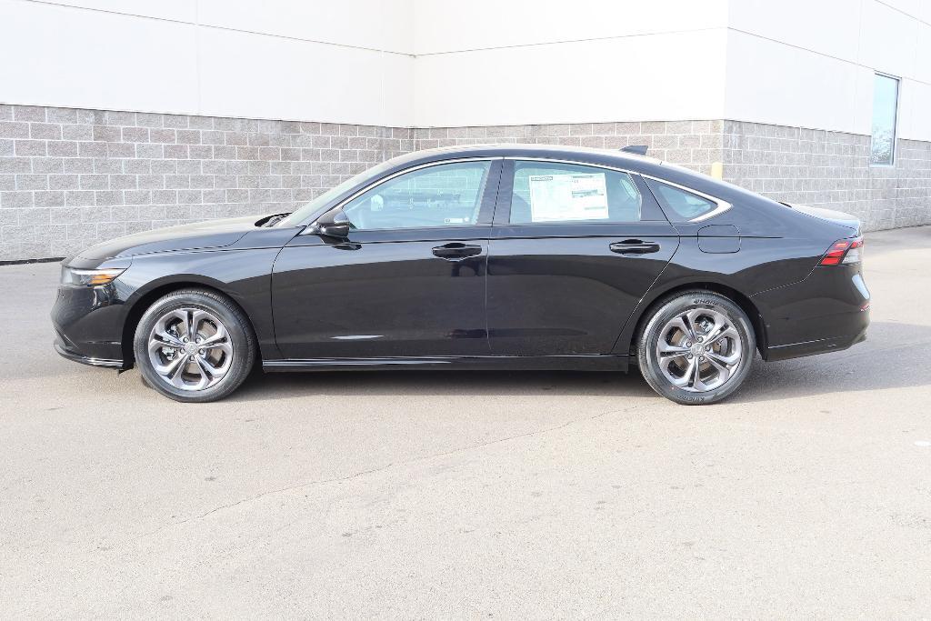 new 2026 Honda Accord Hybrid car, priced at $36,290